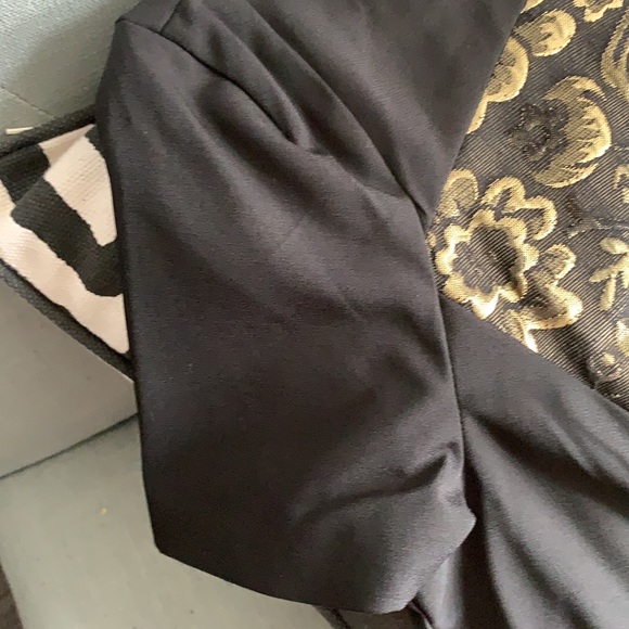 black dress - Picture 7 of 8